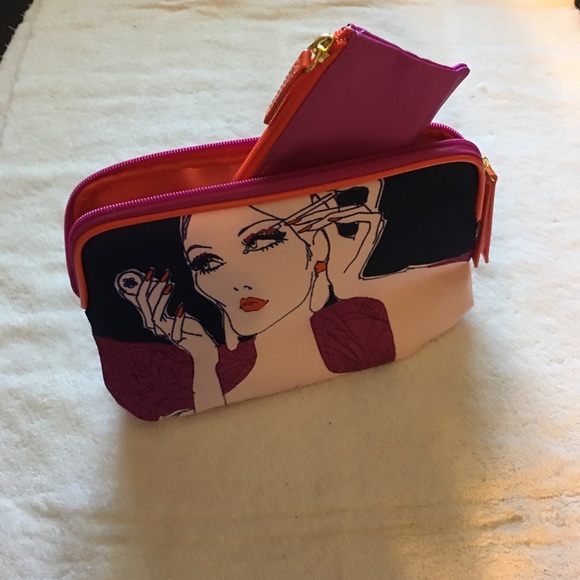 Estée Lauder Makeup Bag with Brush Bag - Picture 3 of 3